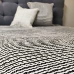 Покривало декоративне з льону, 3D-тканина в чорно-білу смужку, індивідуальний пошив - Зображення 2
