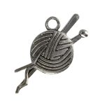 Шармік "Клубок пряжі зі спицями"