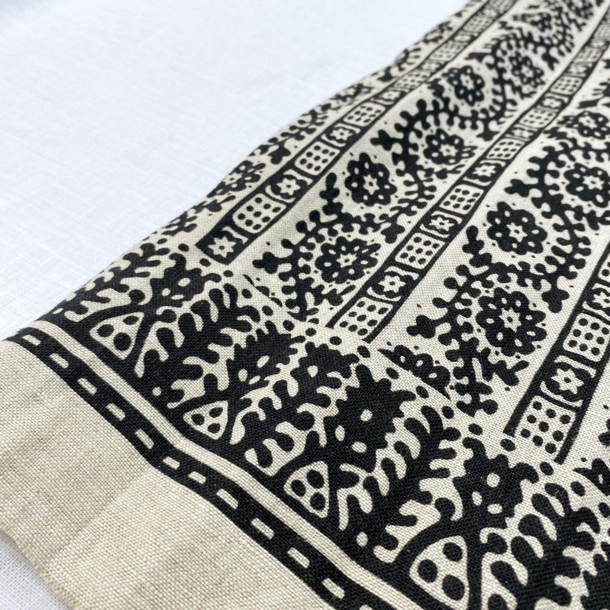 IMG_5992-min Тканина Льон Вибійчаний, 63100/2 - Зображення 1