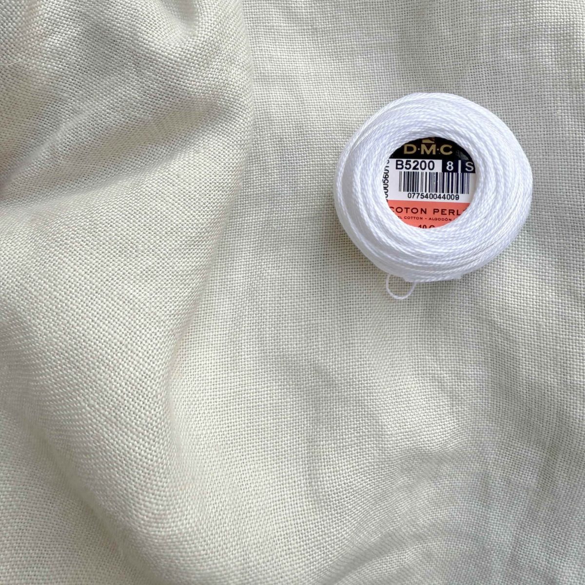 Тканина сіро-бежева